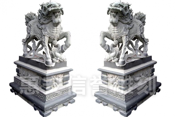 Divine beast carving