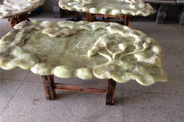 Jade carving craftsmanship