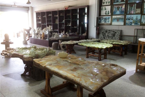 Jade carving craftsmanship